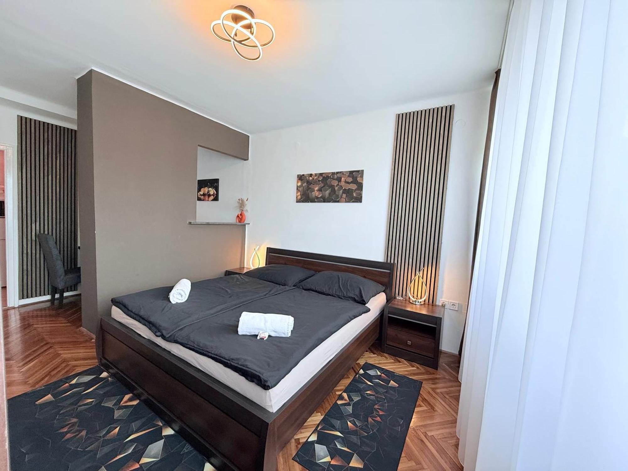 Centrum Apartman Шарошпатак Экстерьер фото